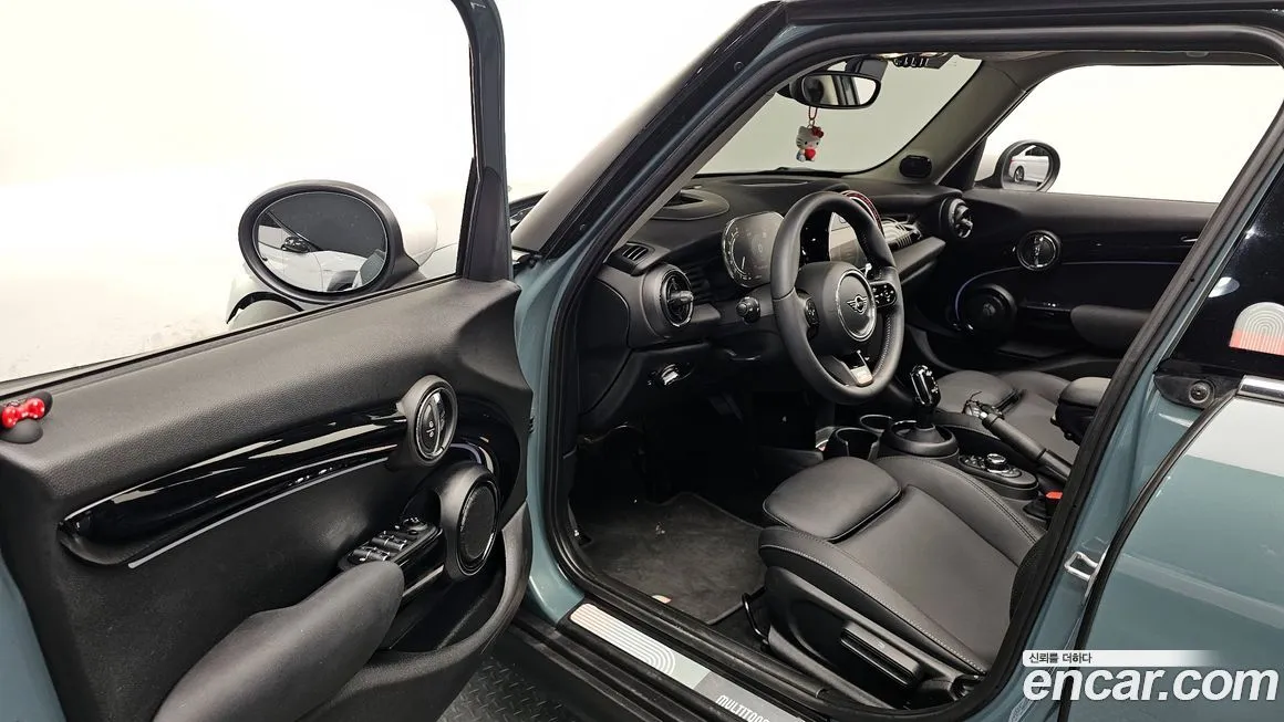 Mini Cooper 2023 из KR, фото 7