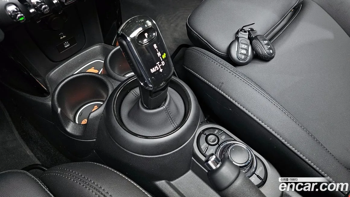 Mini Cooper 2023 из KR, фото 8
