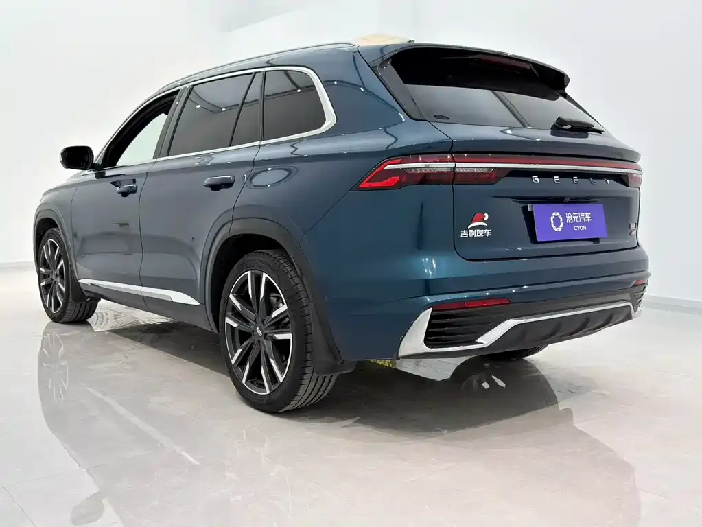 Geely Xingyue L — фото 8