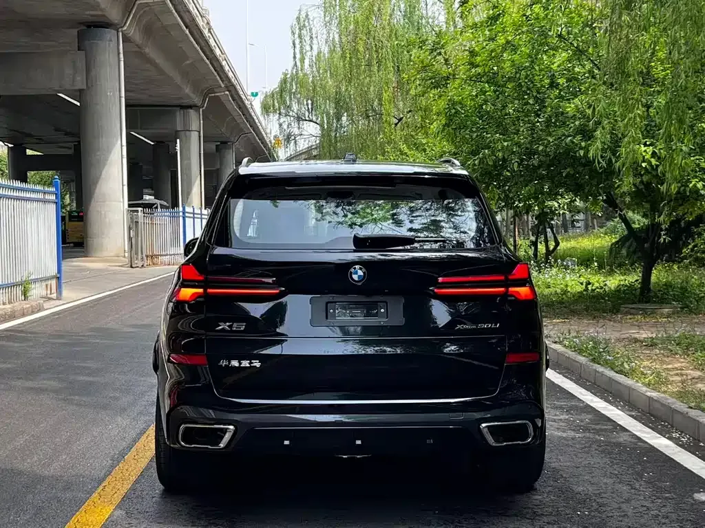 BMW X5 — фото 2