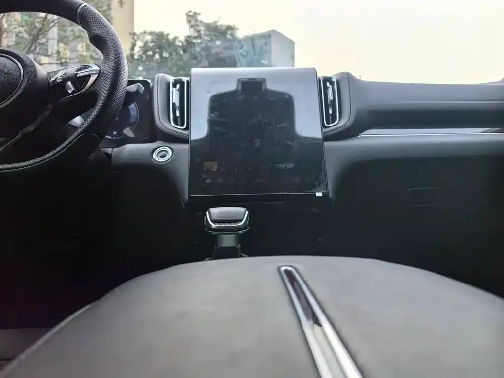 Hongqi HS3 PHEV 2025 из CN, фото 2