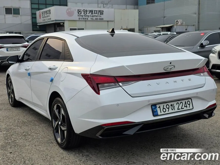 Hyundai AVANTE — фото 2