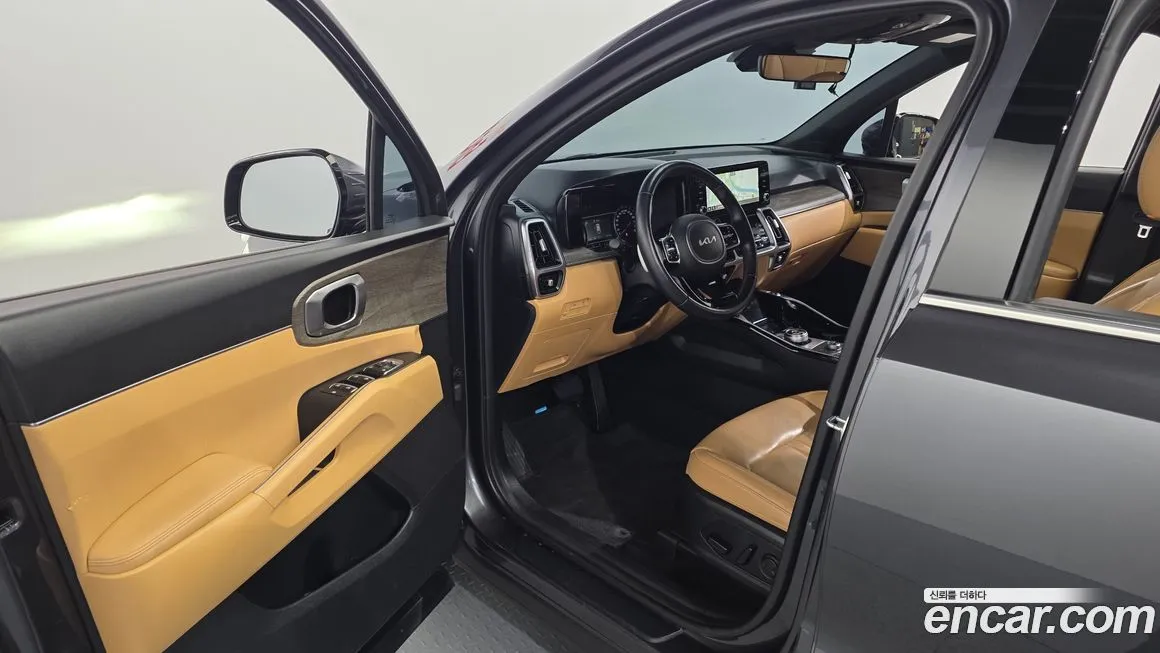 Kia Sorento — фото 6