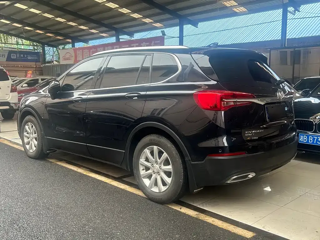 Buick Envision Plus — фото 8