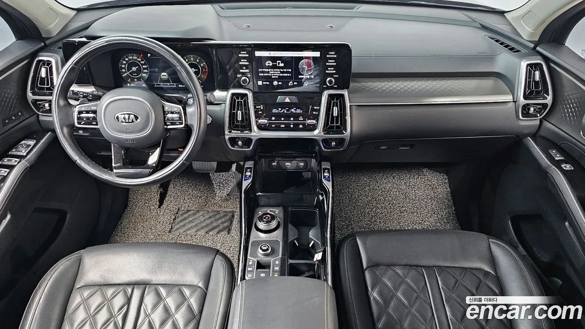 Kia Sorento — фото 7