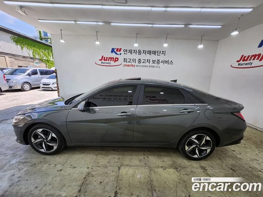 Hyundai AVANTE — фото 3