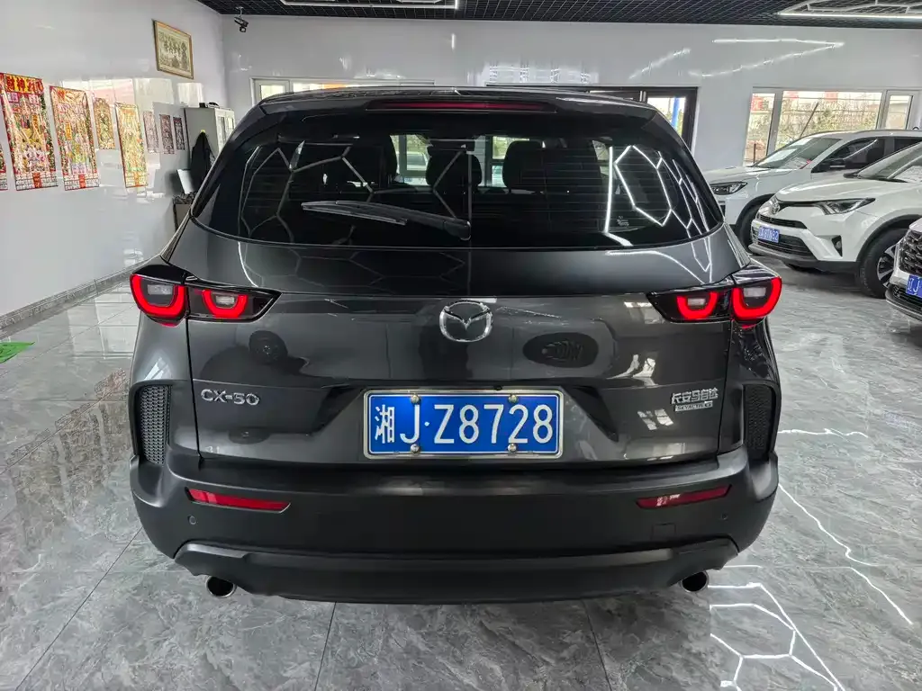 Mazda CX-50 2023 из CN, фото 7