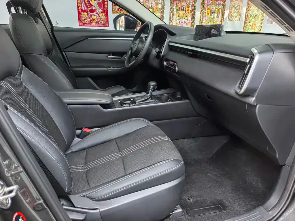 Mazda CX-50 2023 из CN, фото 2