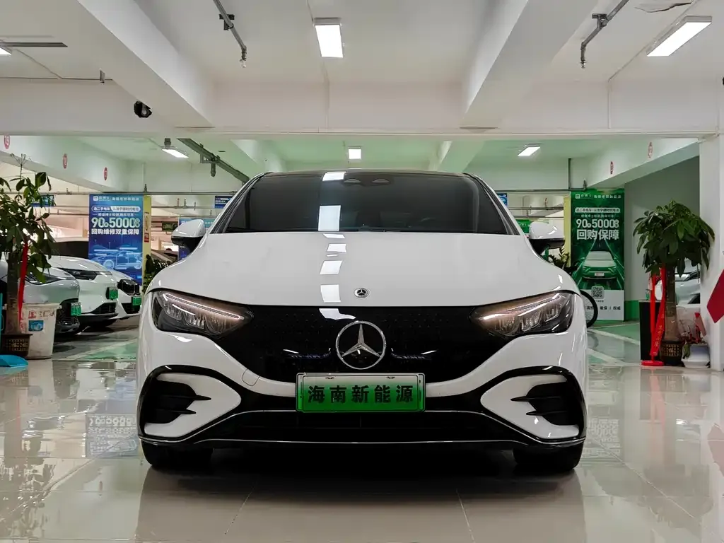 Mercedes-Benz EQE 2023 из CN, фото 2