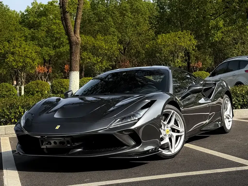 Ferrari F8 — фото 9