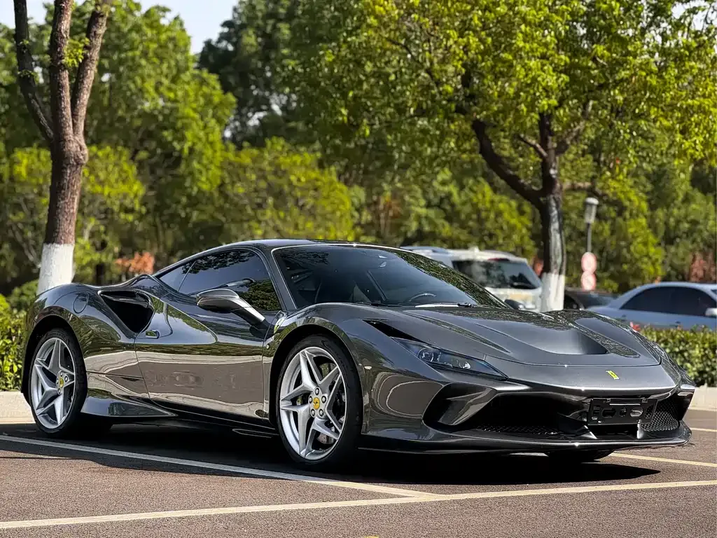 Ferrari F8 — фото 7