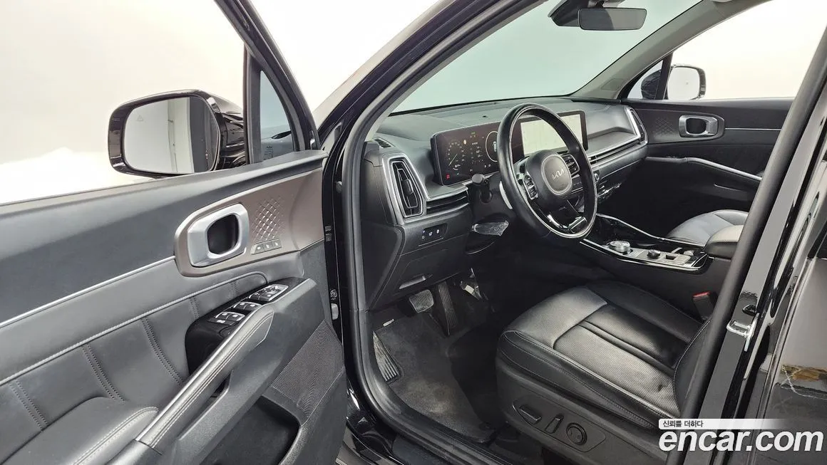 Kia Sorento — фото 9