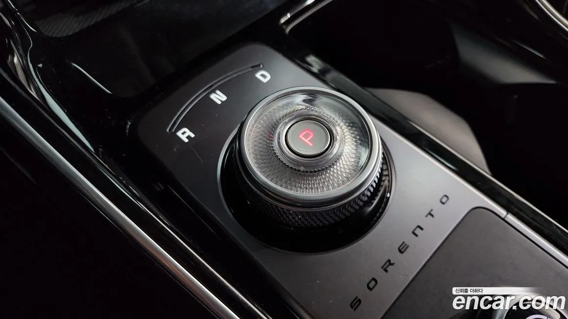 Kia Sorento — фото 10