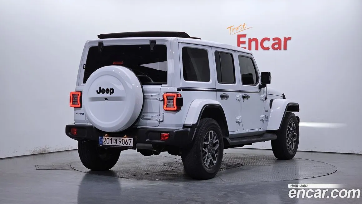Jeep Wrangler 2021 из KR, фото 2
