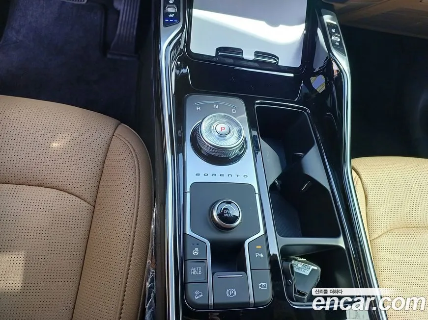 Kia Sorento — фото 9