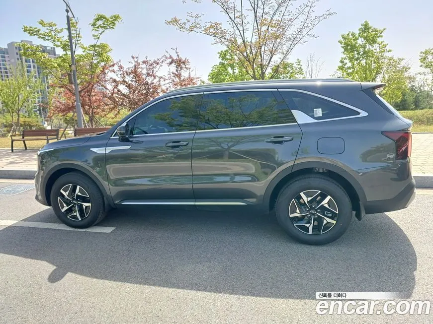Kia Sorento — фото 4