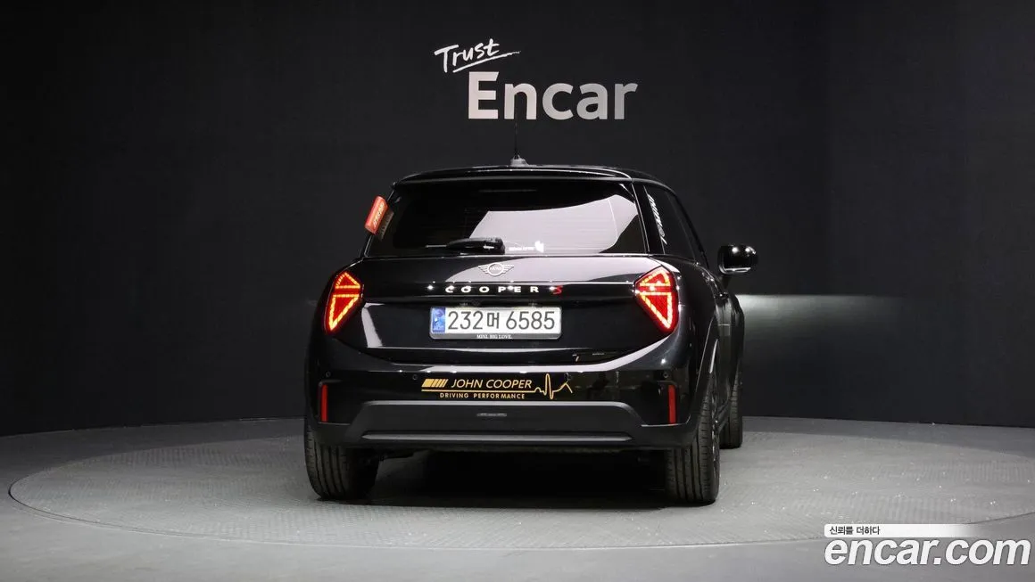 Mini Cooper 2025 из KR, фото 4