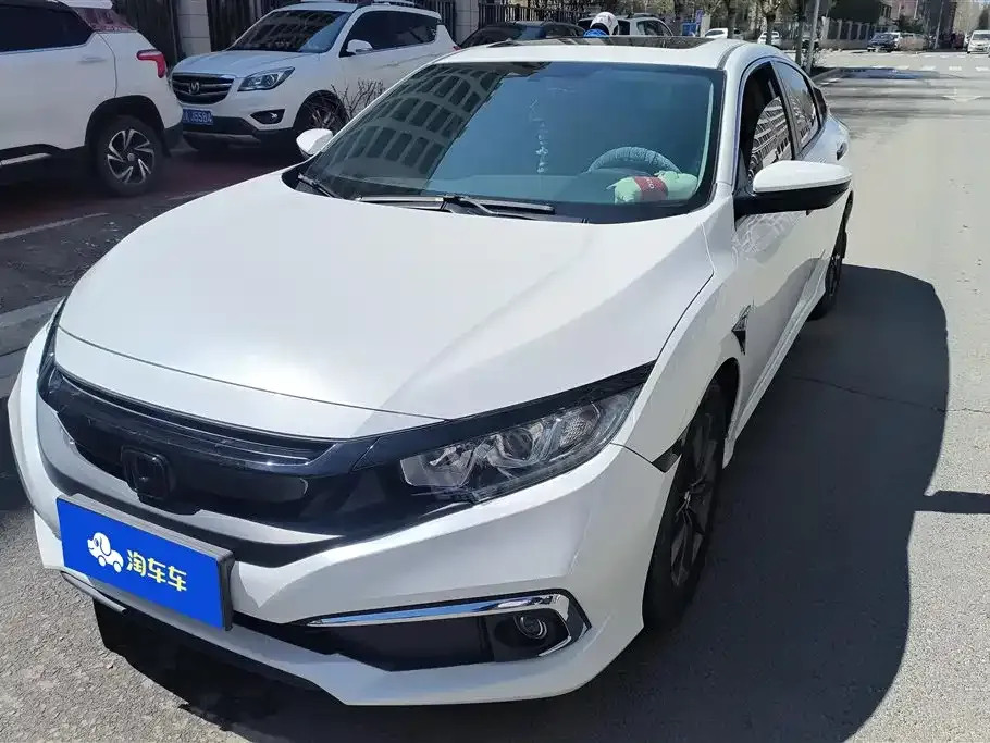 Honda Civic — фото 1