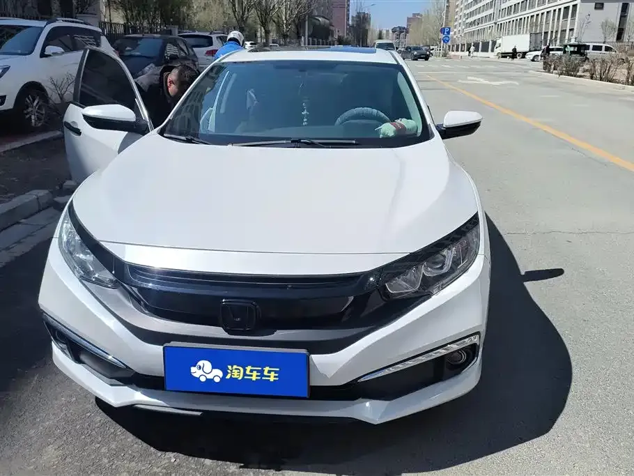 Honda Civic — фото 9
