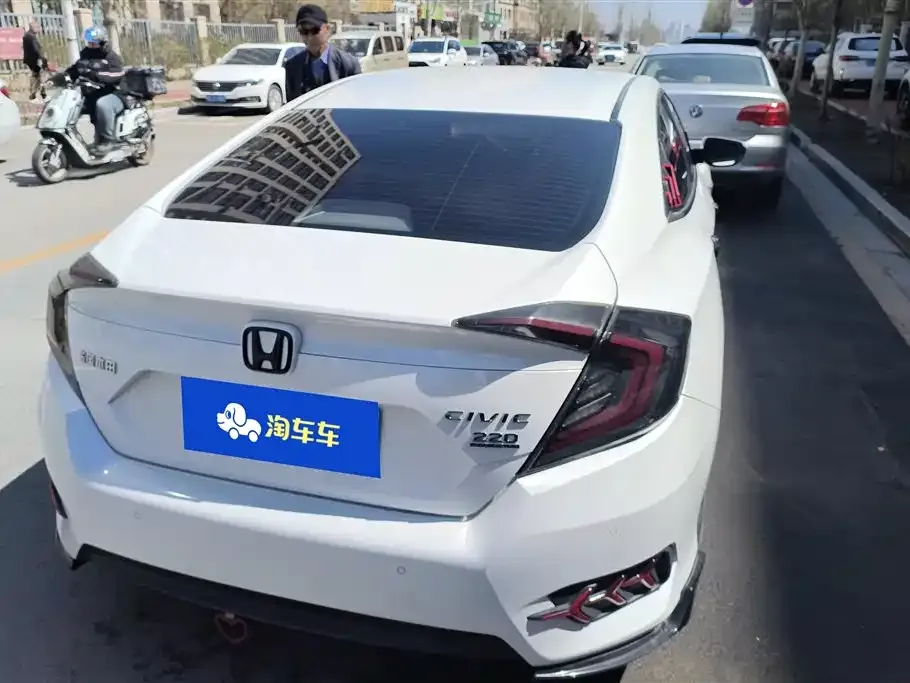 Honda Civic — фото 4