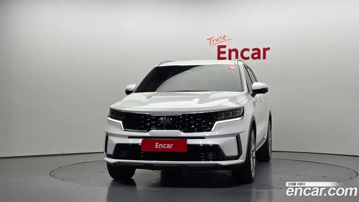 Kia Sorento — фото 5