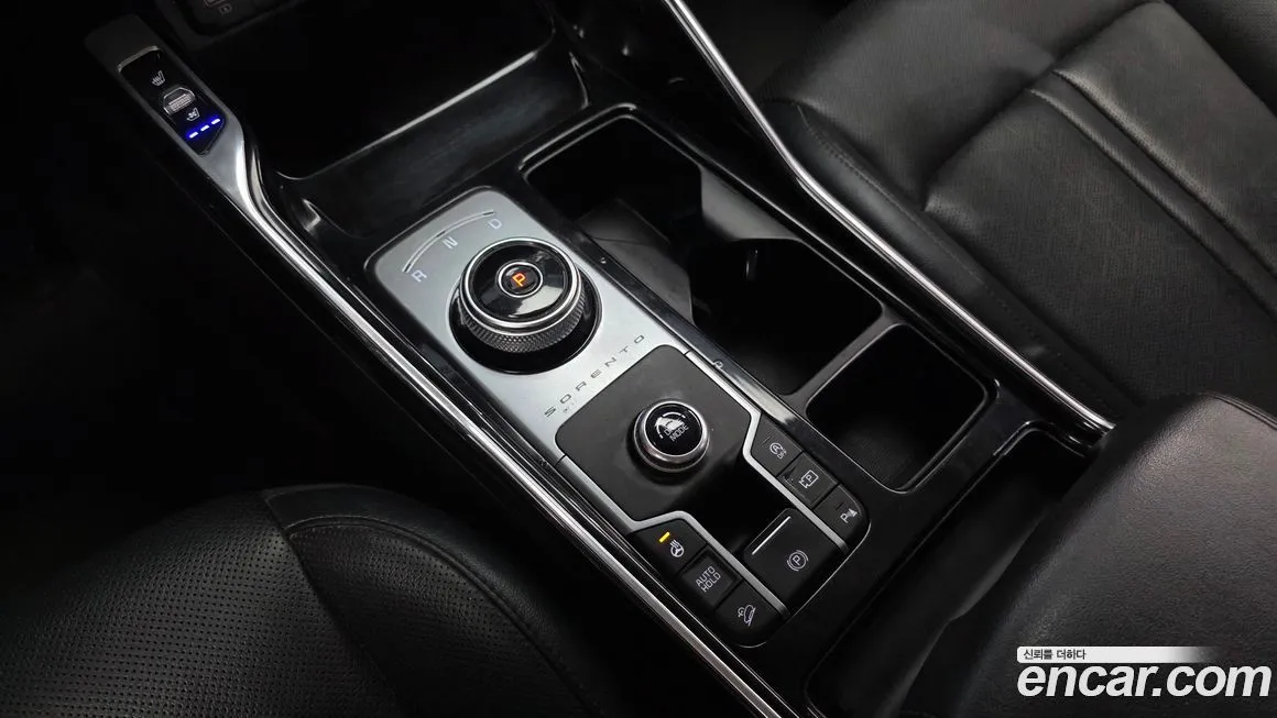 Kia Sorento — фото 4