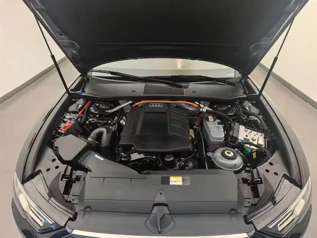 Audi A6L New Energy — фото 7