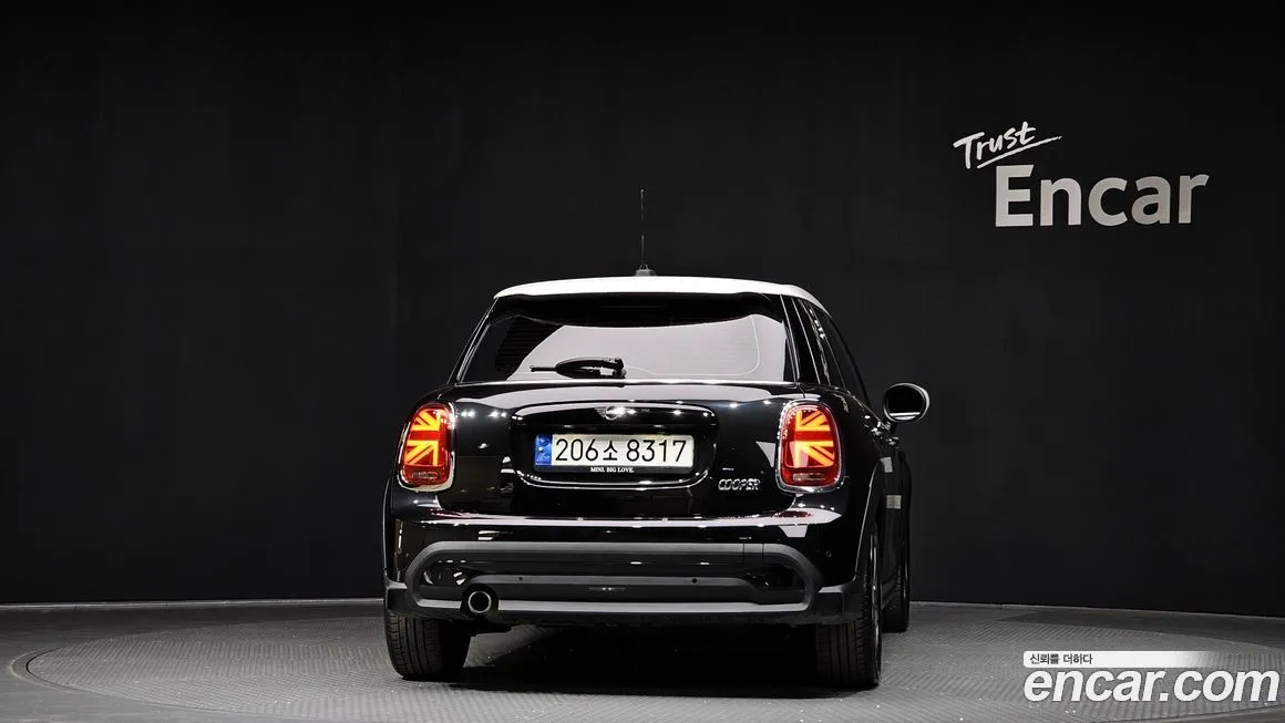Mini Cooper 2023 из KR, фото 5