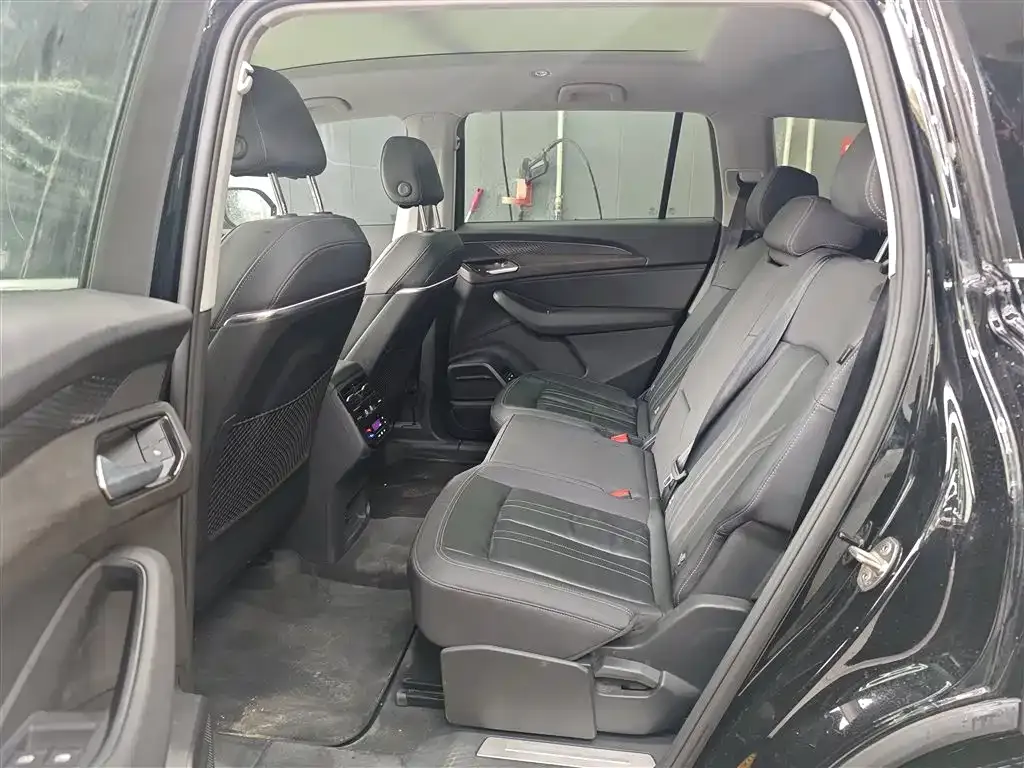 Audi Q6 2024 из CN, фото 4
