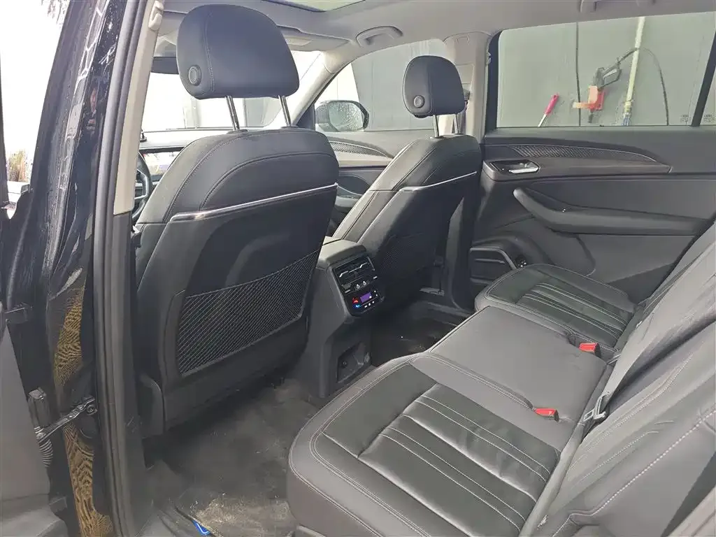 Audi Q6 2024 из CN, фото 6