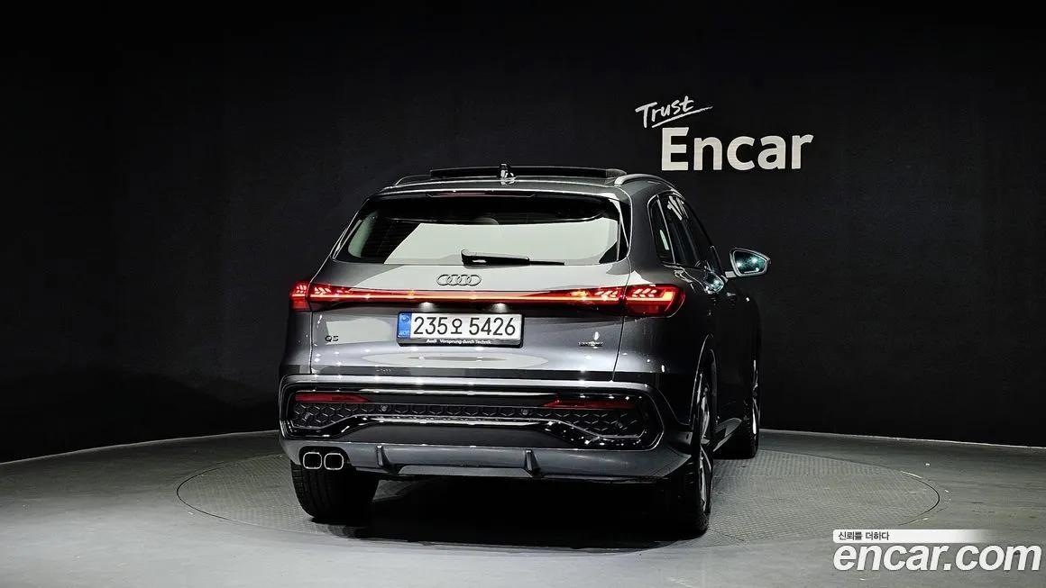 Audi Q5 2025 из KR, фото 9