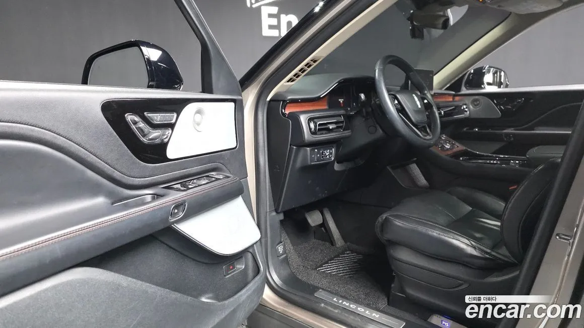 Lincoln Aviator 2021 из KR, фото 5