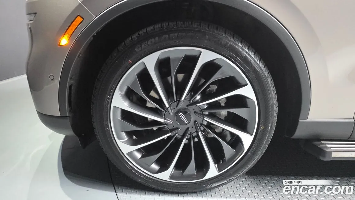 Lincoln Aviator 2021 из KR, фото 6