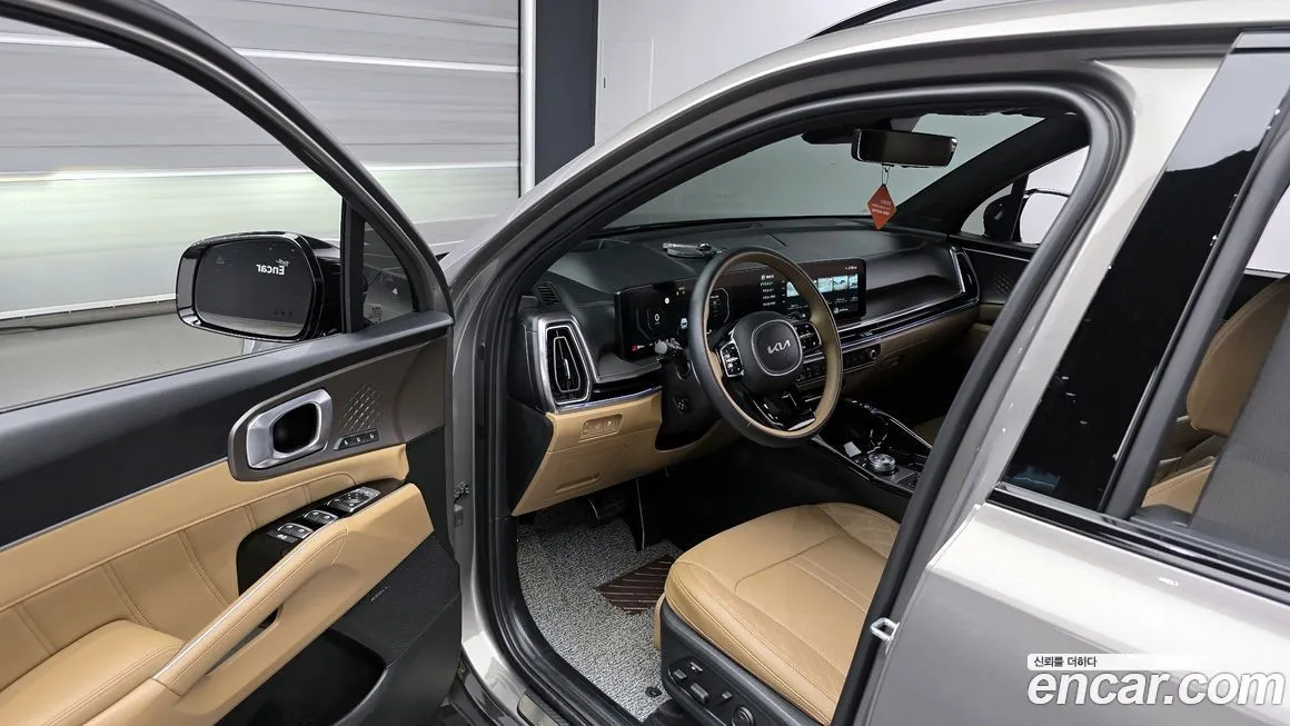 Kia Sorento — фото 8