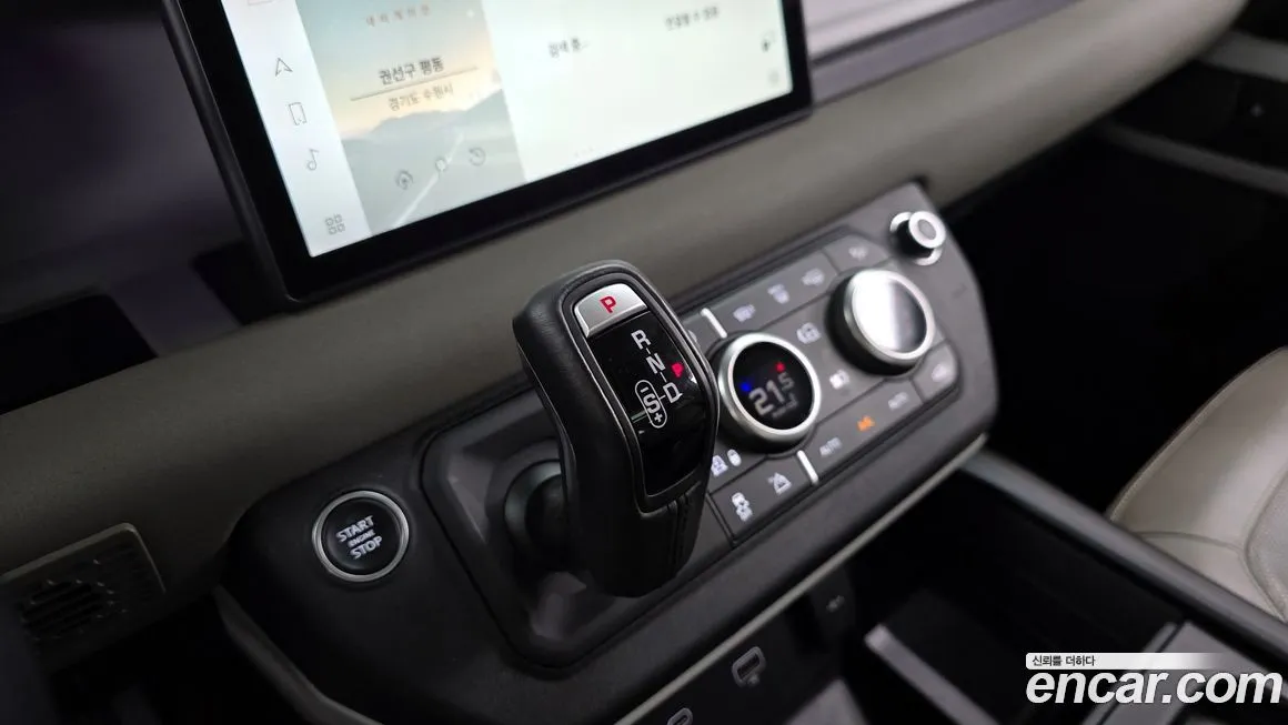 Land Rover Defender 2022 из KR, фото 2