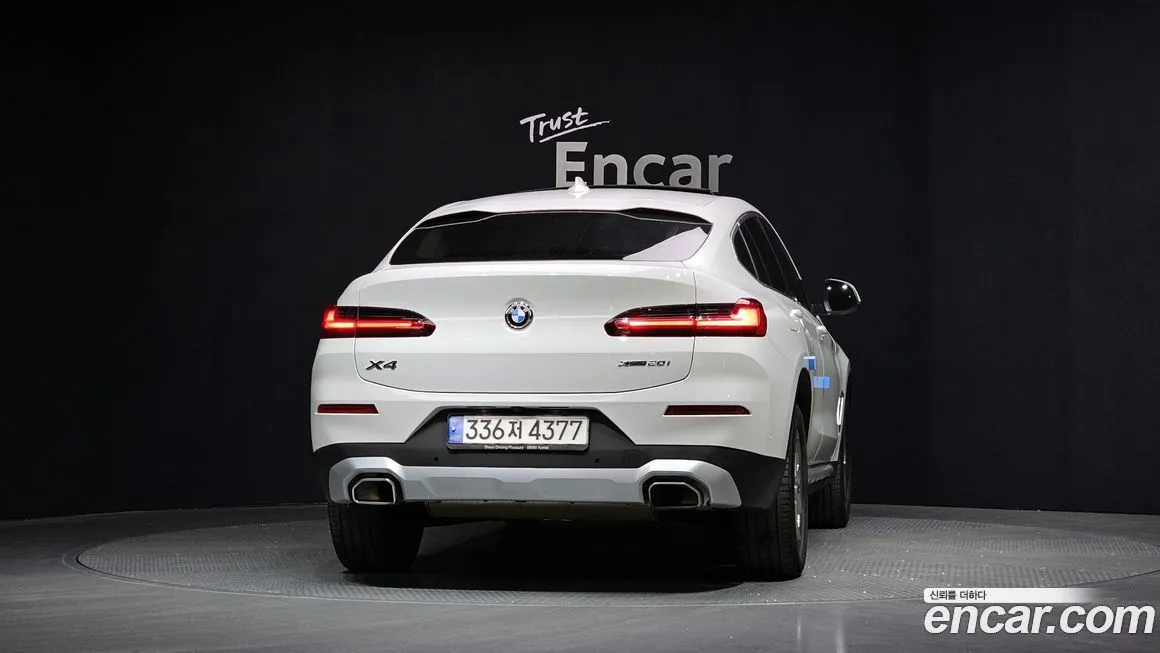 BMW X4 — фото 10
