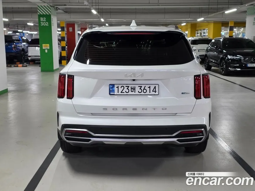 Kia Sorento — фото 6