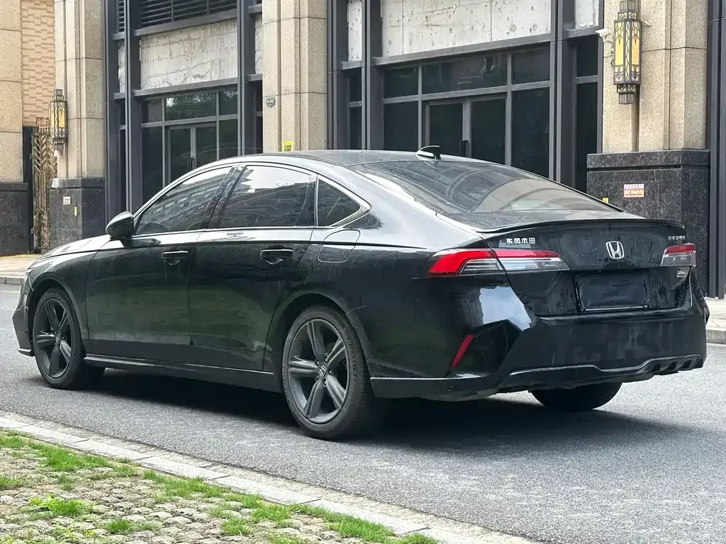 Honda Inspire — фото 5