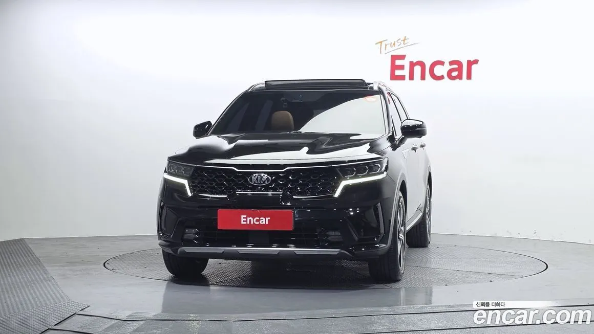 Kia Sorento — фото 8