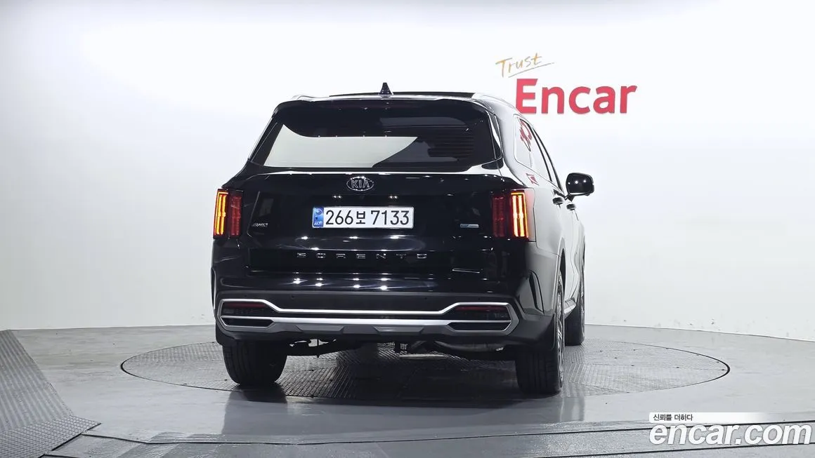 Kia Sorento — фото 4