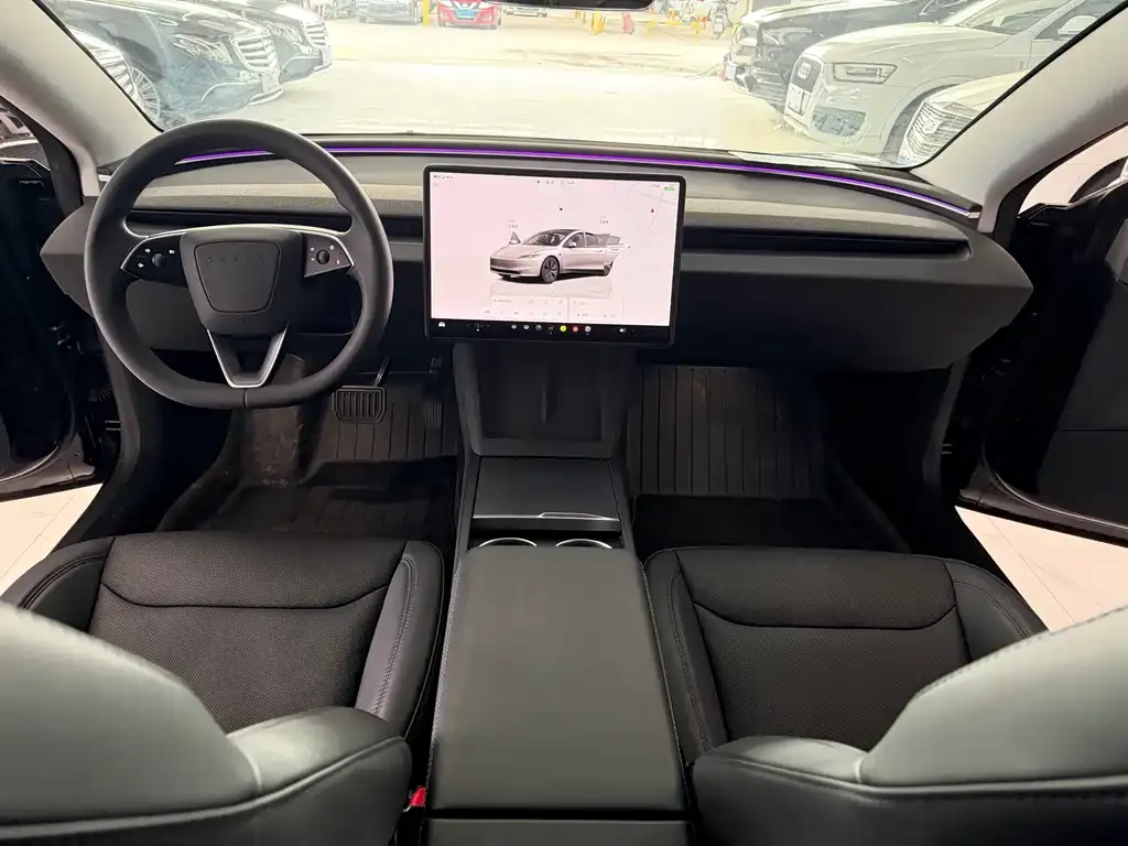 Tesla Model 3 — фото 4