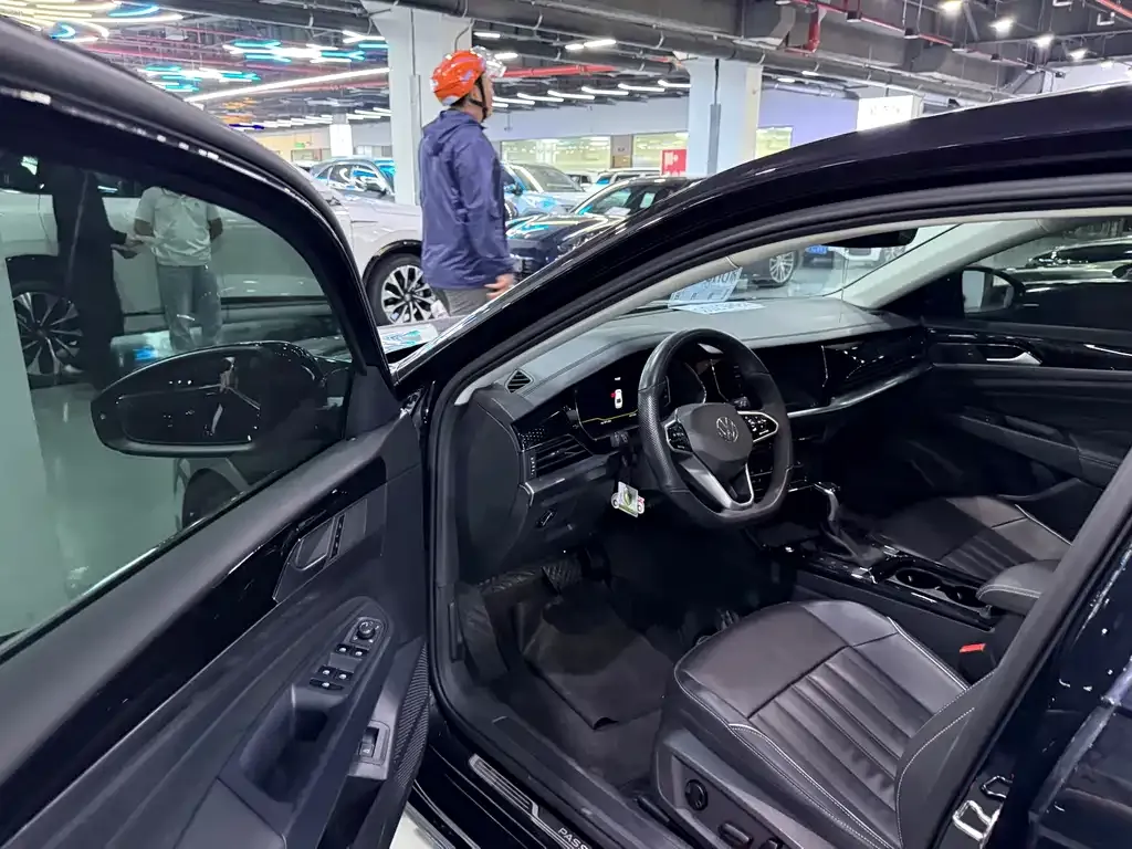 Volkswagen Passat — фото 5