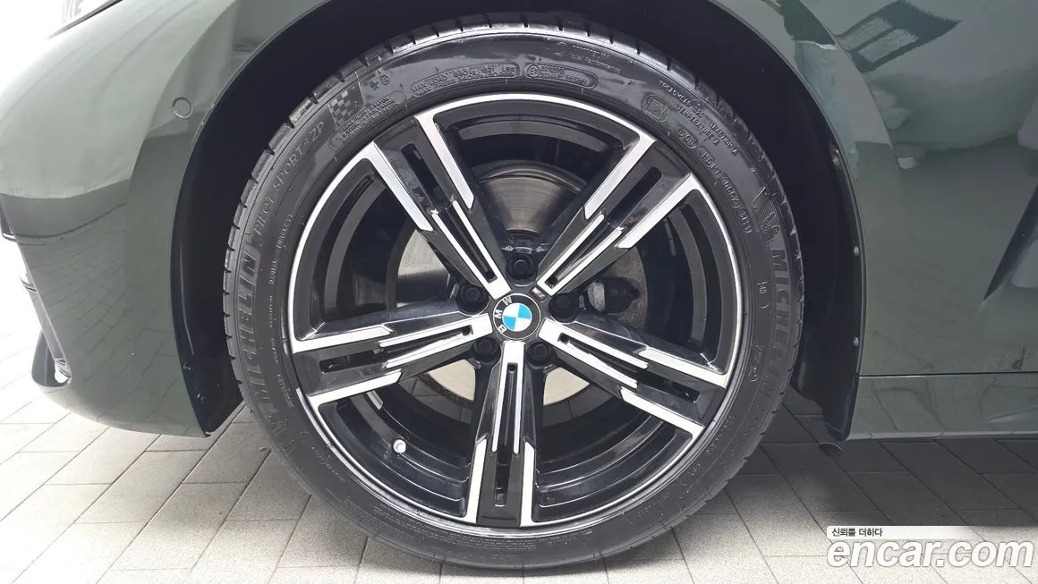 BMW 4-Series 2022 из KR, фото 10