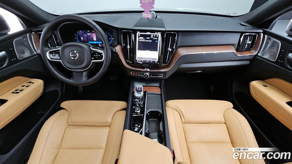 Volvo XC60 2024 из KR, фото 10