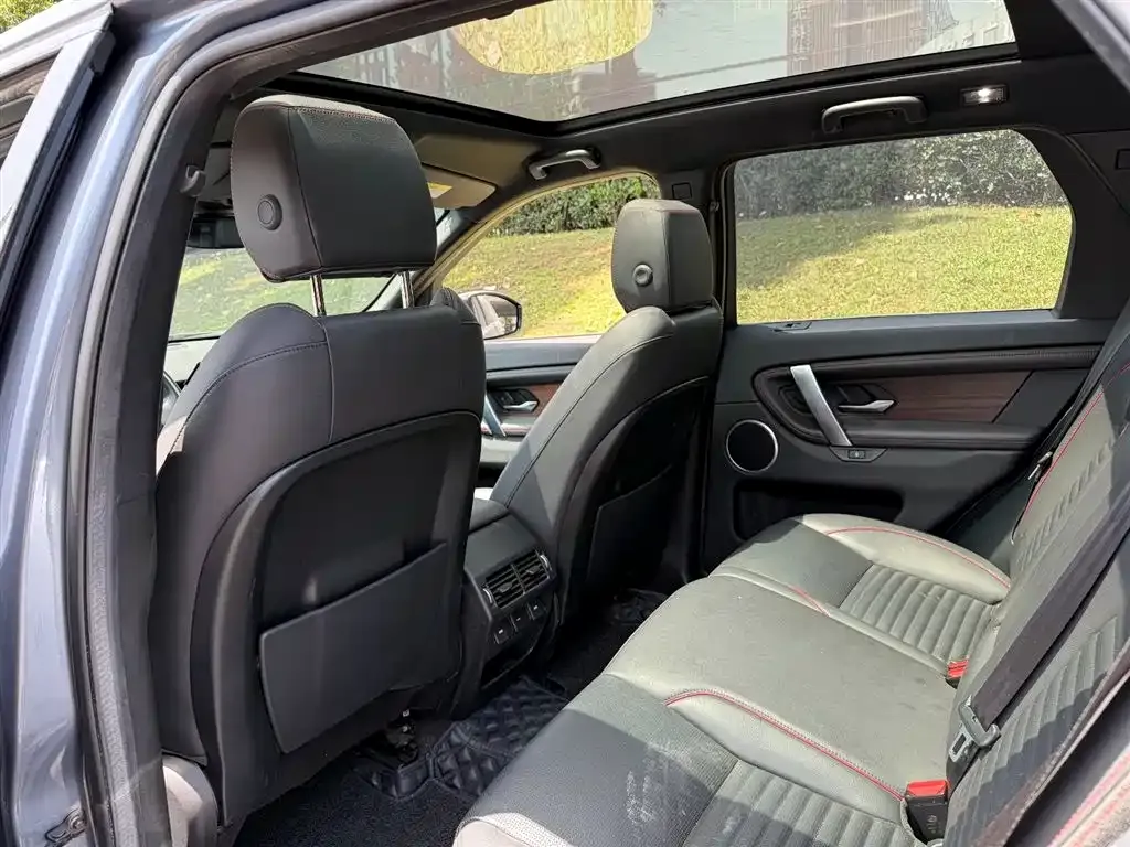 Land Rover Discovery Sport — фото 2