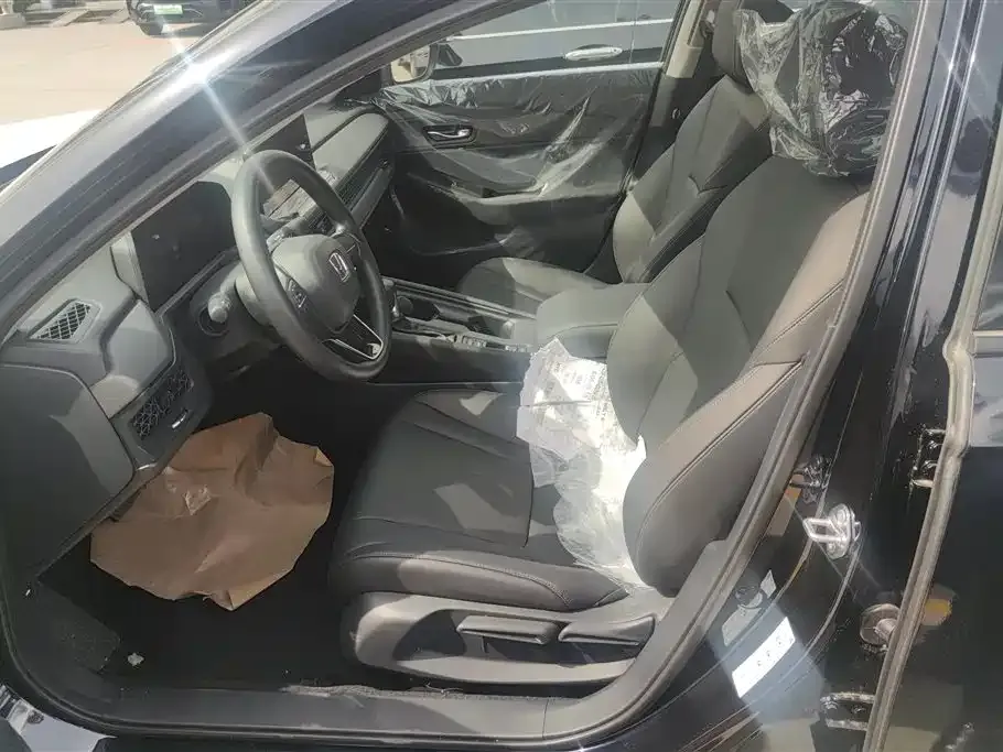 Honda Accord — фото 10
