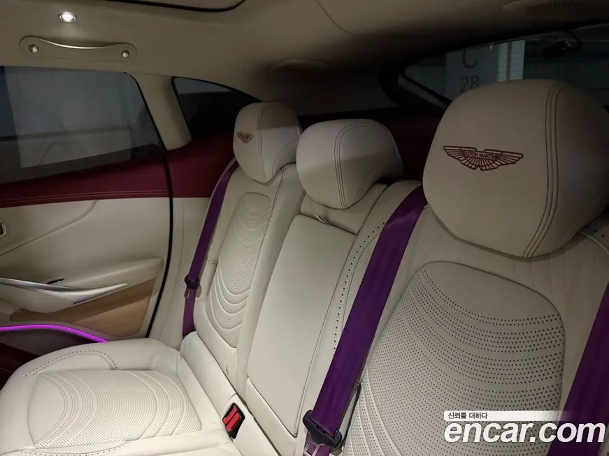 Aston Martin DBX 2022 из KR, фото 4