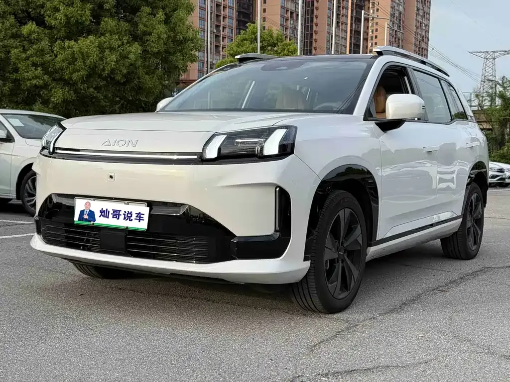Aion V