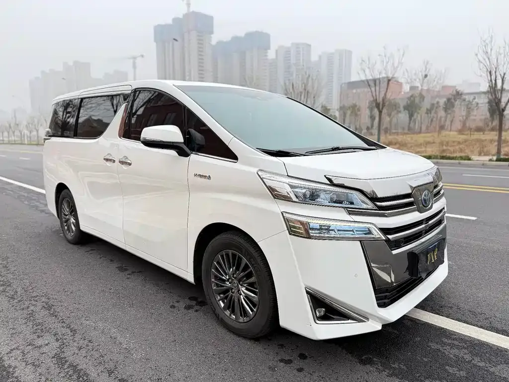 Toyota Vellfire 2021 из CN, фото 4