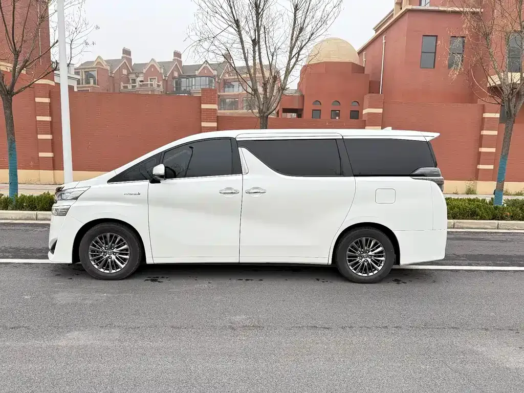 Toyota Vellfire 2021 из CN, фото 9